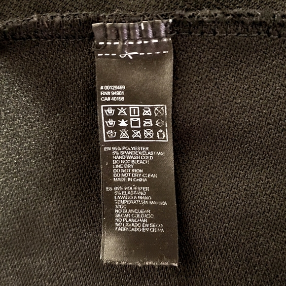 Forever 21 Sleeveless Peplum Top - Picture 4 of 6